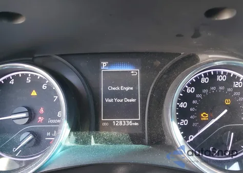 2019 Toyota Camry Se z USA, uszkodzony, nr VIN 4T1B11HK6KU854970